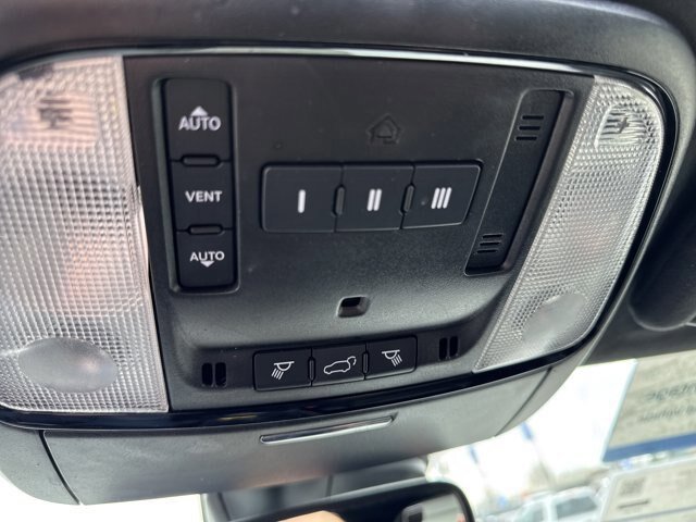 Used 2022 Dodge Durango R/T AWD/4WD image 24
