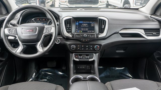 Used 2024 GMC Terrain SLE AWD/4WD image 14