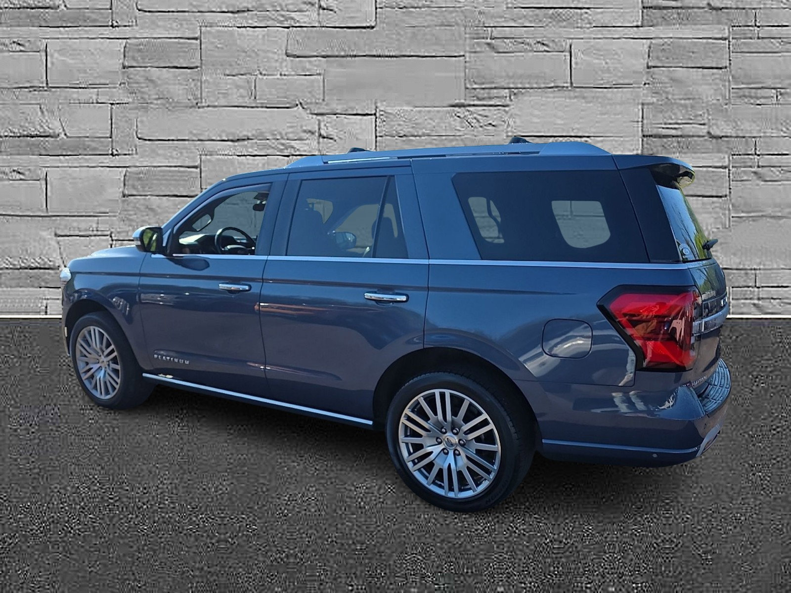 Certified 2022 Ford Expedition Platinum AWD/4WD image 7