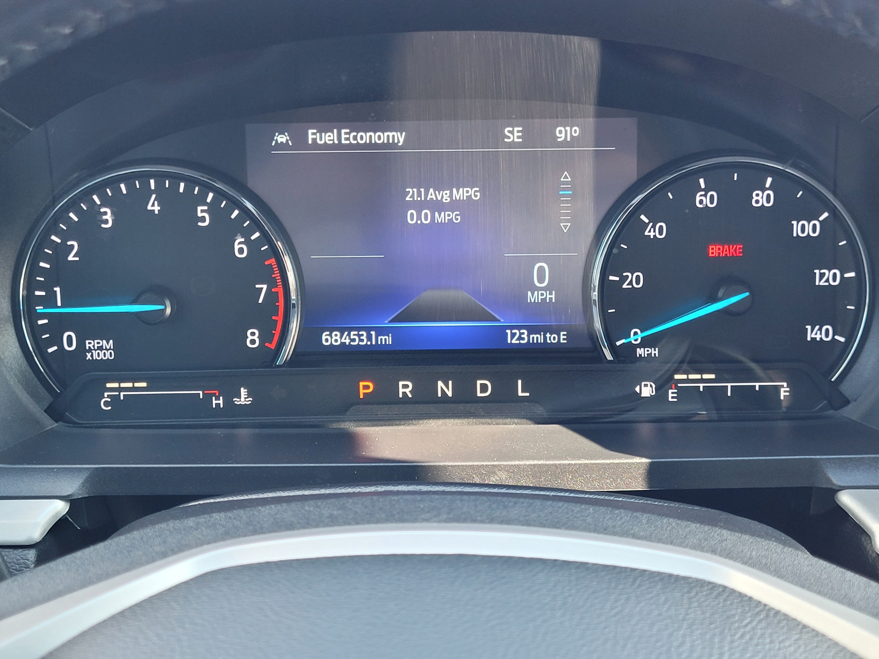 Certified 2022 Ford Explorer XLT w/ Equipment Group 202A AWD/4WD image 19