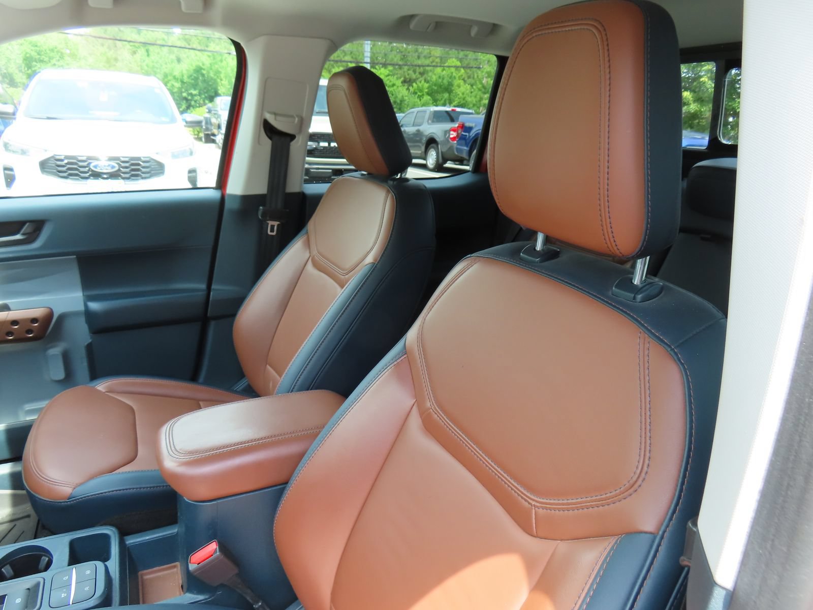Certified 2023 Ford Maverick Lariat w/ Lariat Luxury Package AWD/4WD image 32