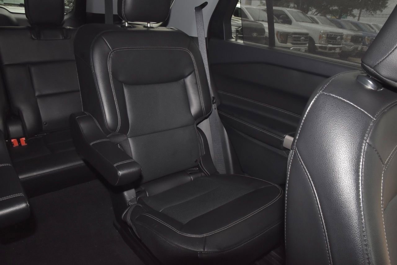 Certified 2024 Ford Explorer Limited w/ Limited Technology Package image 23