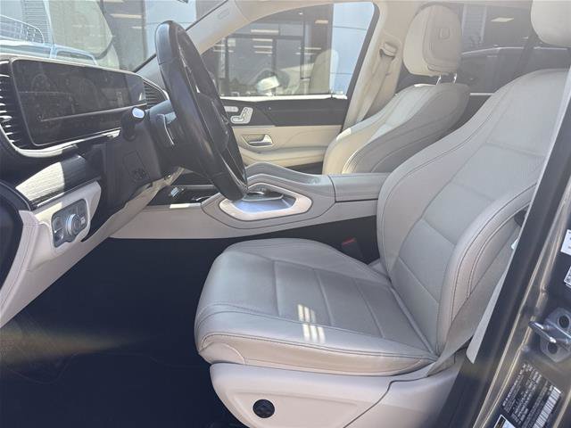 Used 2024 Mercedes-Benz GLE 450e 4MATIC image 4