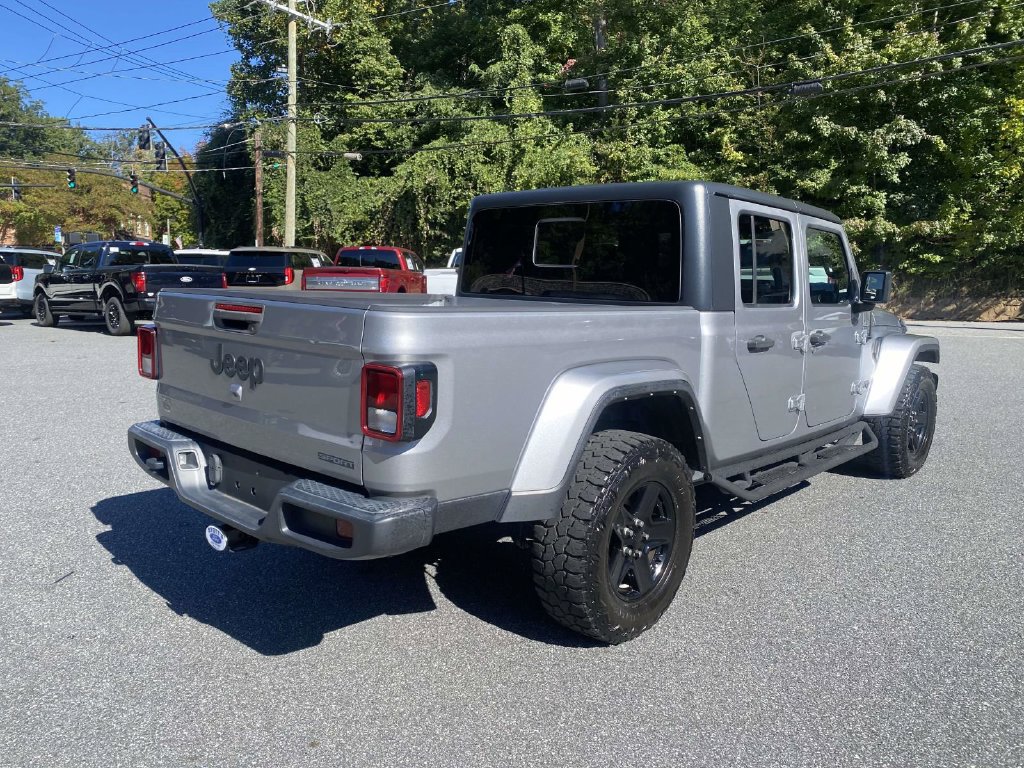 Used 2021 Jeep Gladiator Sport AWD/4WD image 7