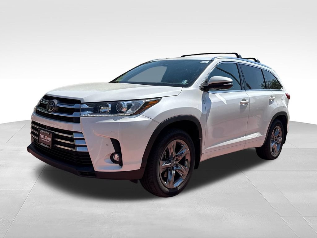 Used 2019 Toyota Highlander Limited Platinum AWD/4WD image 5