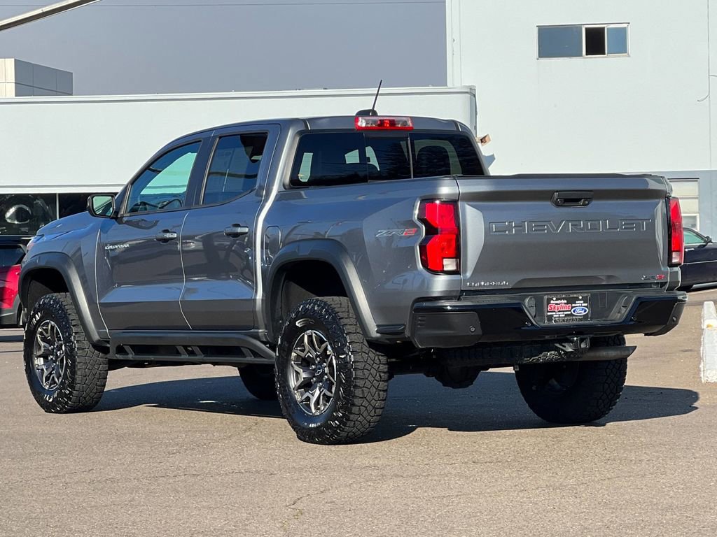 Used 2023 Chevrolet Colorado ZR2 w/ ZR2 Convenience Package III image 3