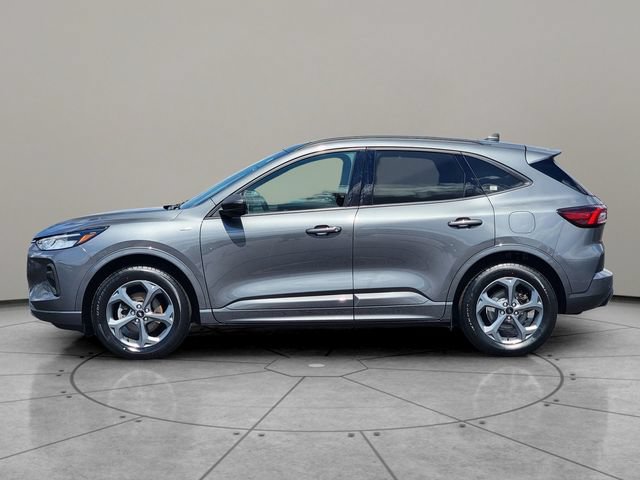 Certified 2023 Ford Escape ST-Line w/ Tech Pack #1 AWD/4WD image 9