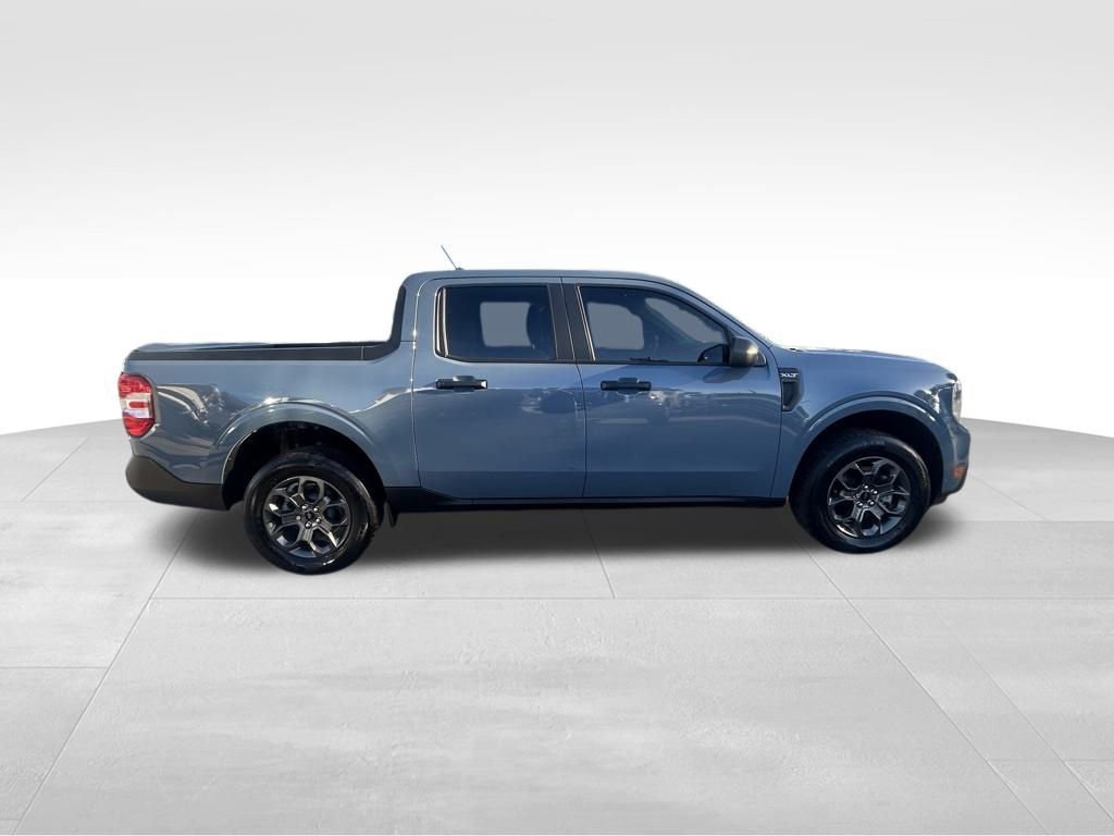Certified 2024 Ford Maverick XLT image 2