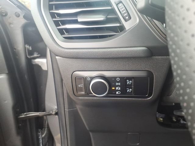 Certified 2024 Ford Escape ST-Line w/ Tech Pack #1 image 18