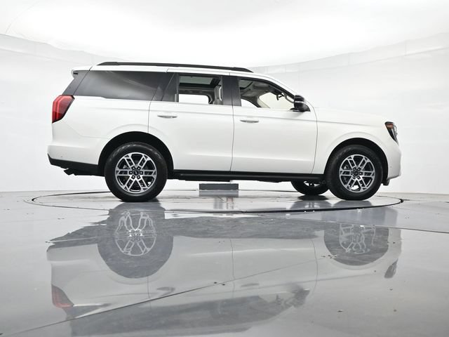 Certified 2025 Ford Expedition Active AWD/4WD image 37
