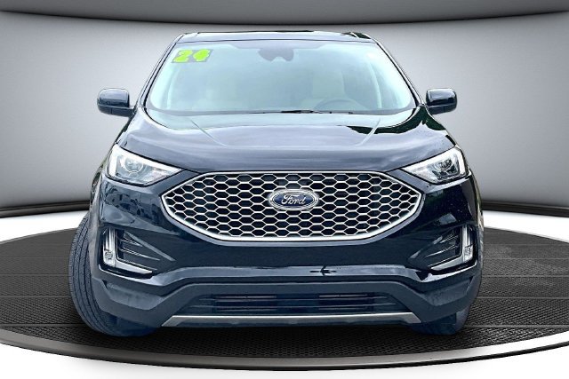 Certified 2024 Ford Edge SEL w/ Convenience Package AWD/4WD image 2
