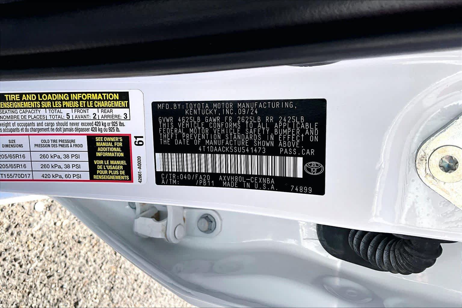 Used 2025 Toyota Camry LE FWD image 34