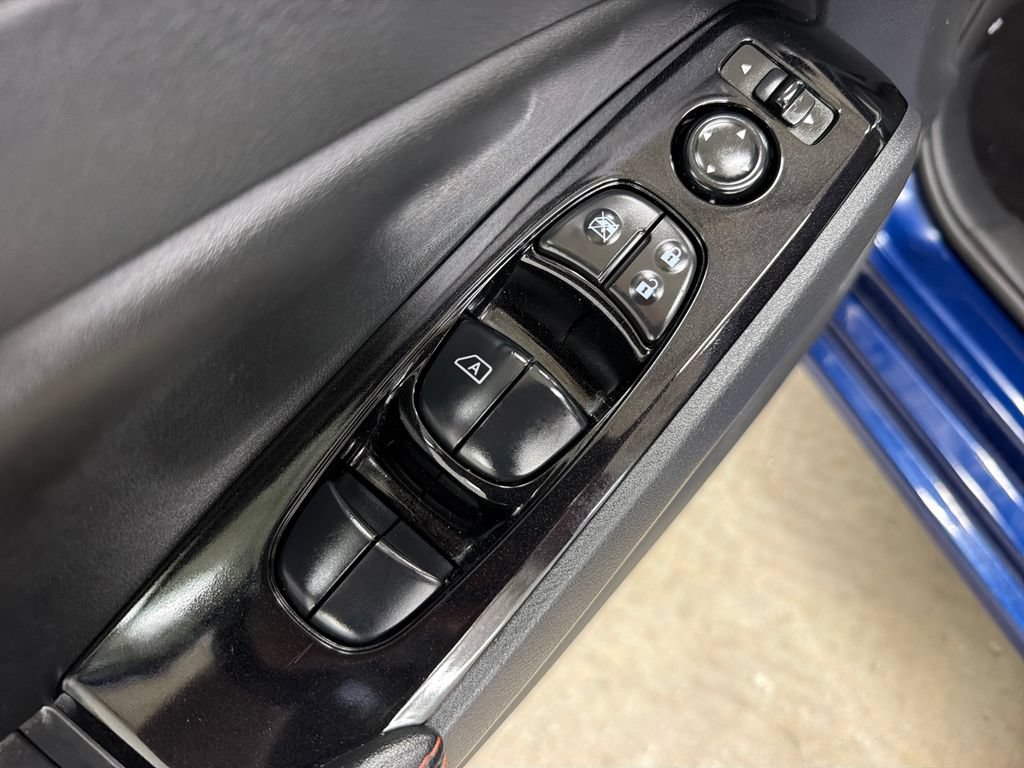 Used 2024 Nissan Altima 2.5 SR FWD image 17