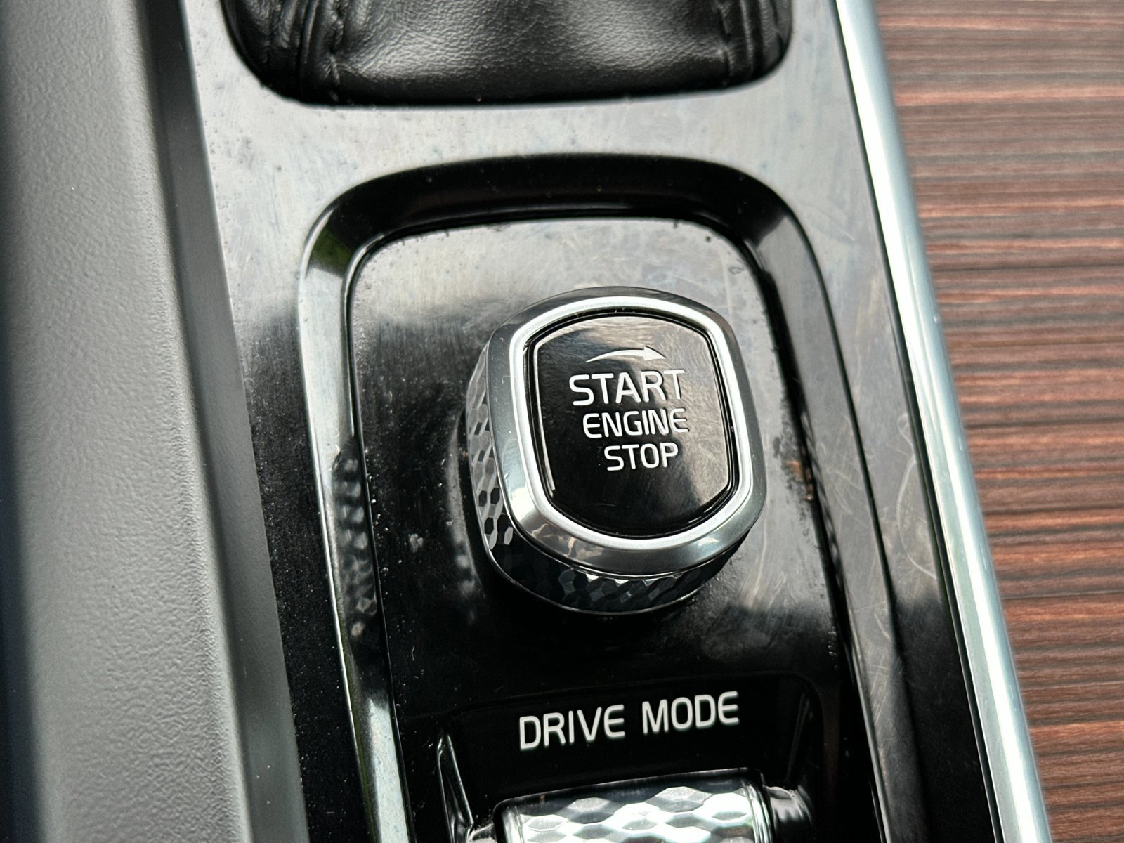 Used 2021 Volvo S60 T5 Momentum w/ Advanced Package image 22