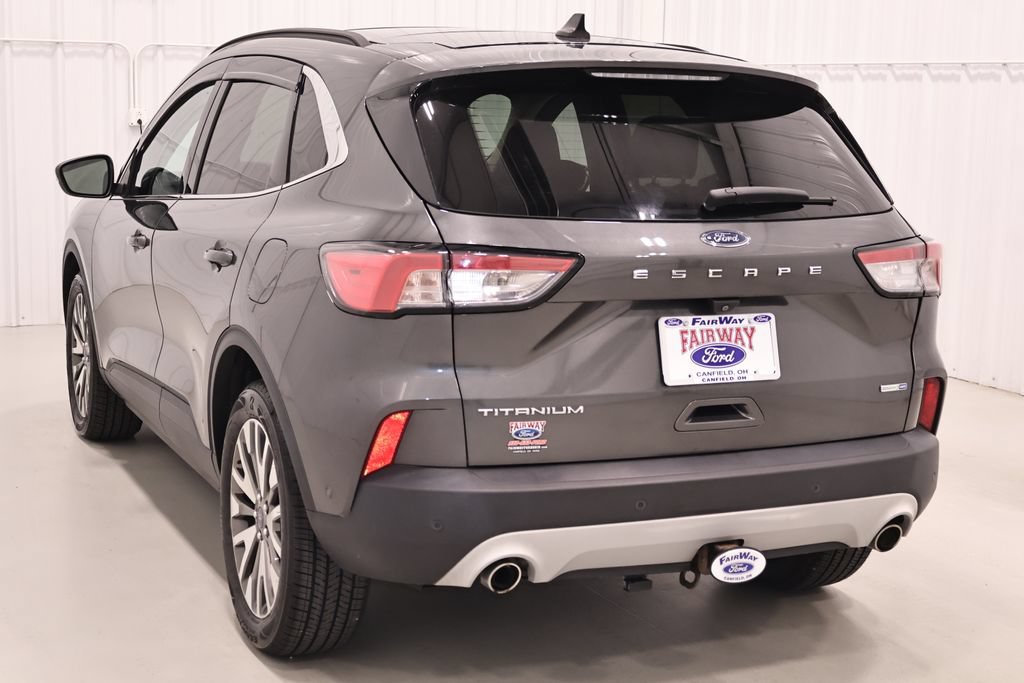 Certified 2020 Ford Escape Titanium w/ Titanium Premium Package 2.0 AWD/4WD image 8