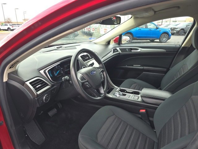 Certified 2020 Ford Fusion SE image 10
