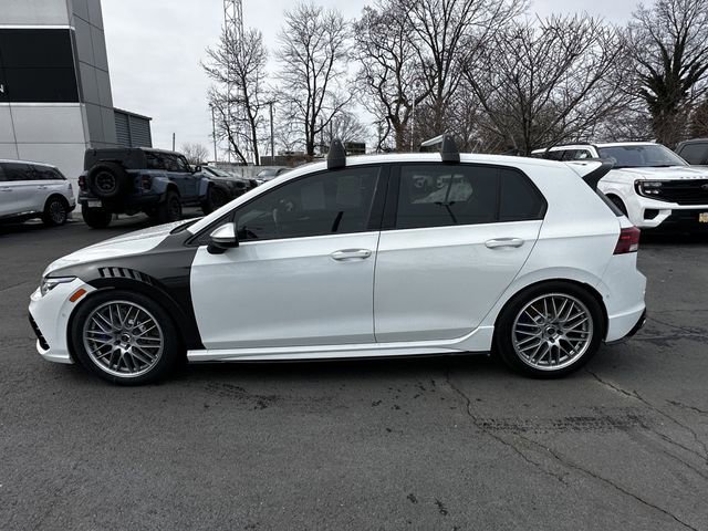 Used 2024 Volkswagen Golf R image 2