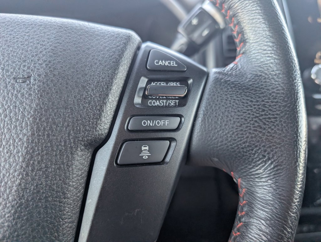 Used 2021 Nissan Titan PRO-4X w/ Pro-4x Utility Package AWD/4WD image 15