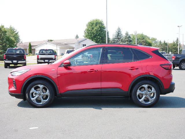 Certified 2025 Ford Escape ST-Line Select AWD/4WD image 2