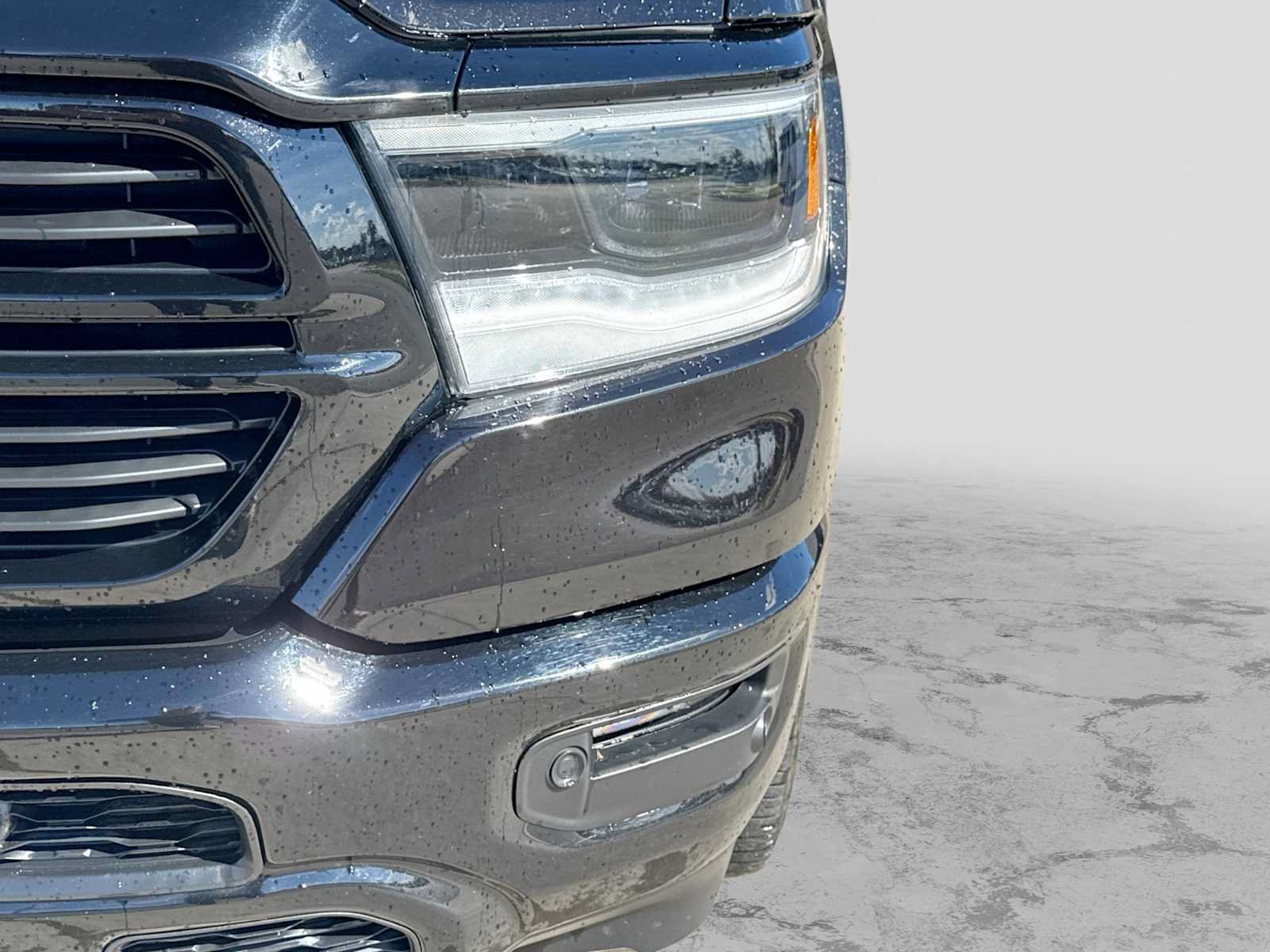 Used 2024 RAM 1500 Laramie AWD/4WD image 10
