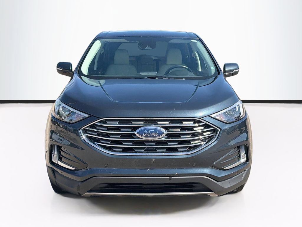Certified 2024 Ford Edge Titanium AWD/4WD image 2