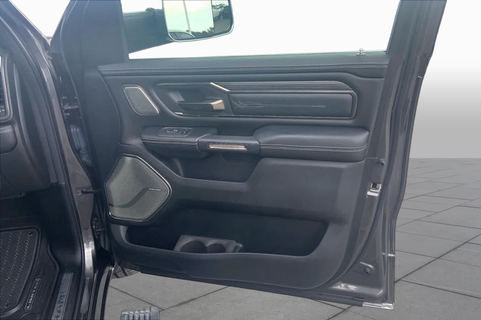 Used 2020 RAM 1500 Limited AWD/4WD image 23
