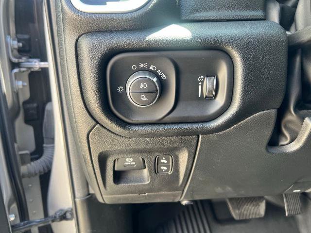 Used 2022 RAM 1500 Big Horn AWD/4WD image 11