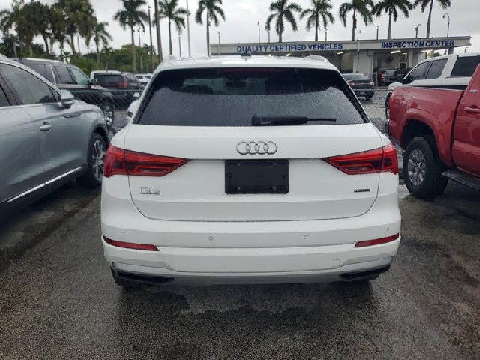 Used 2020 Audi Q3 2.0T Premium w/ Convenience Package image 6