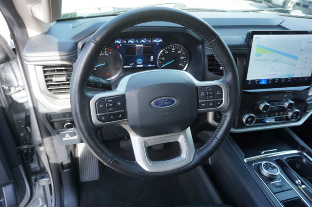 Certified 2023 Ford Expedition XLT RWD image 12