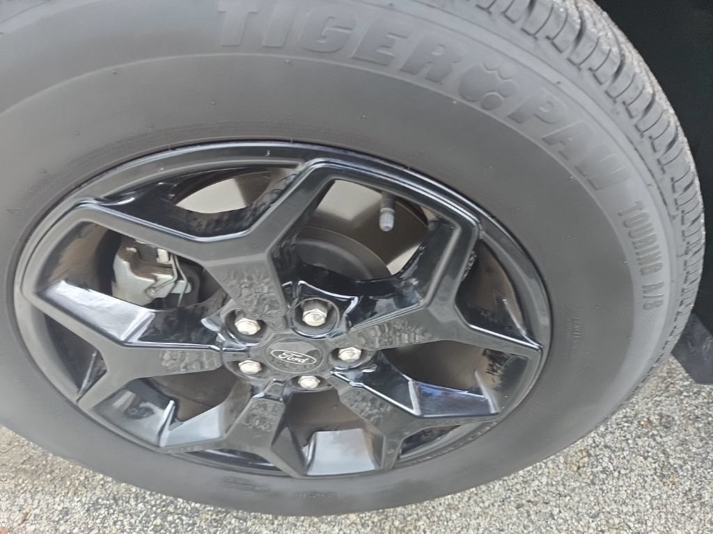 Certified 2024 Ford Maverick XLT w/ XLT Luxury Package AWD/4WD image 18
