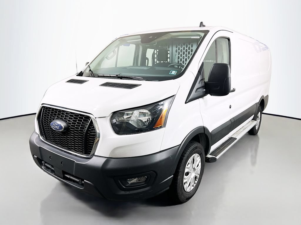Certified 2025 Ford Transit 250 Low Roof w/ Exterior Upgrade Package RWD image 3