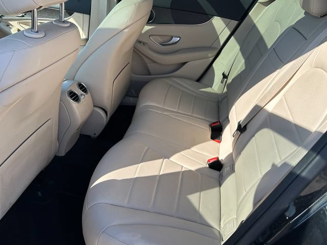 Used 2021 Mercedes-Benz GLC 300 4MATIC w/ Driver Assistance Package image 14