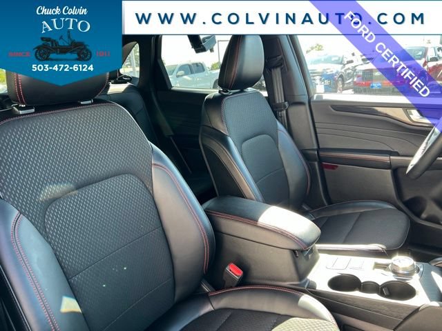 Certified 2025 Ford Escape ST-Line Select AWD/4WD image 25
