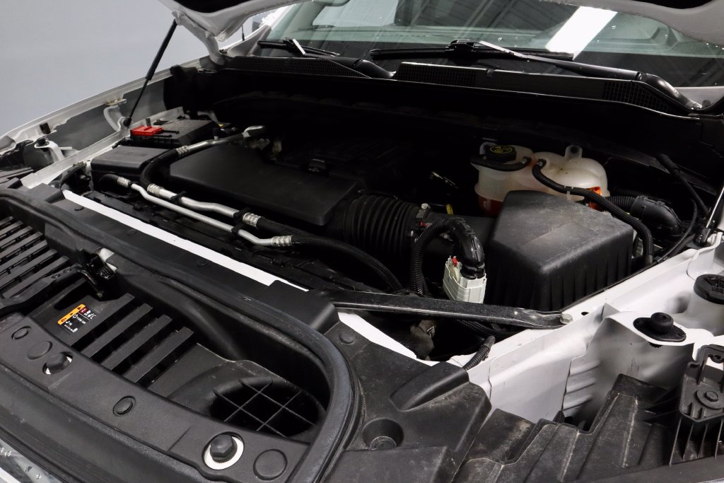 Used 2023 Chevrolet Silverado 1500 LT AWD/4WD image 18