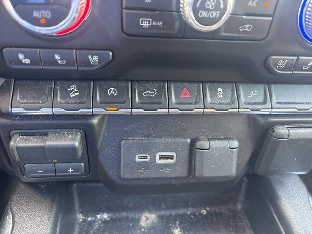 Used 2021 GMC Sierra 1500 SLT AWD/4WD image 46