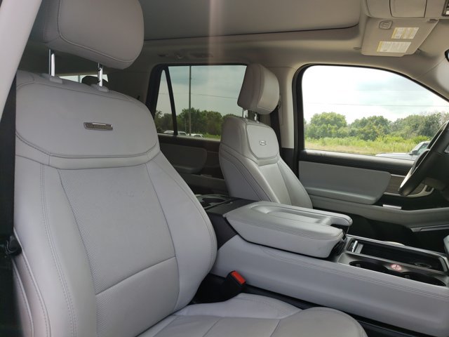 Certified 2025 Ford Expedition Platinum AWD/4WD image 20