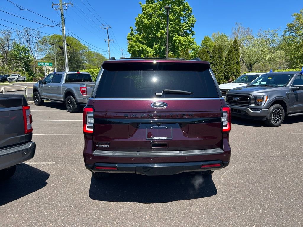 Certified 2023 Ford Expedition Limited AWD/4WD image 4