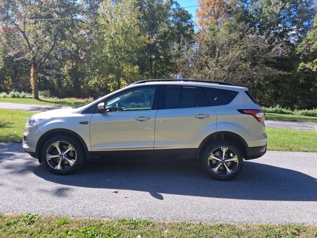 Certified 2018 Ford Escape SEL w/ Ford Safe & Smart Package AWD/4WD image 4