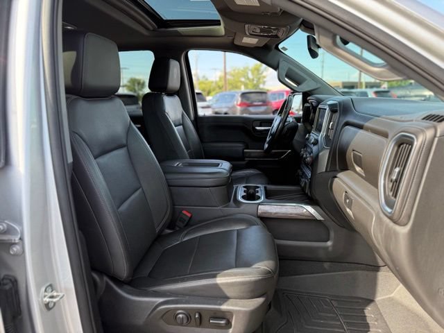 Used 2020 Chevrolet Silverado 1500 LTZ w/ LTZ Premium Package AWD/4WD image 17