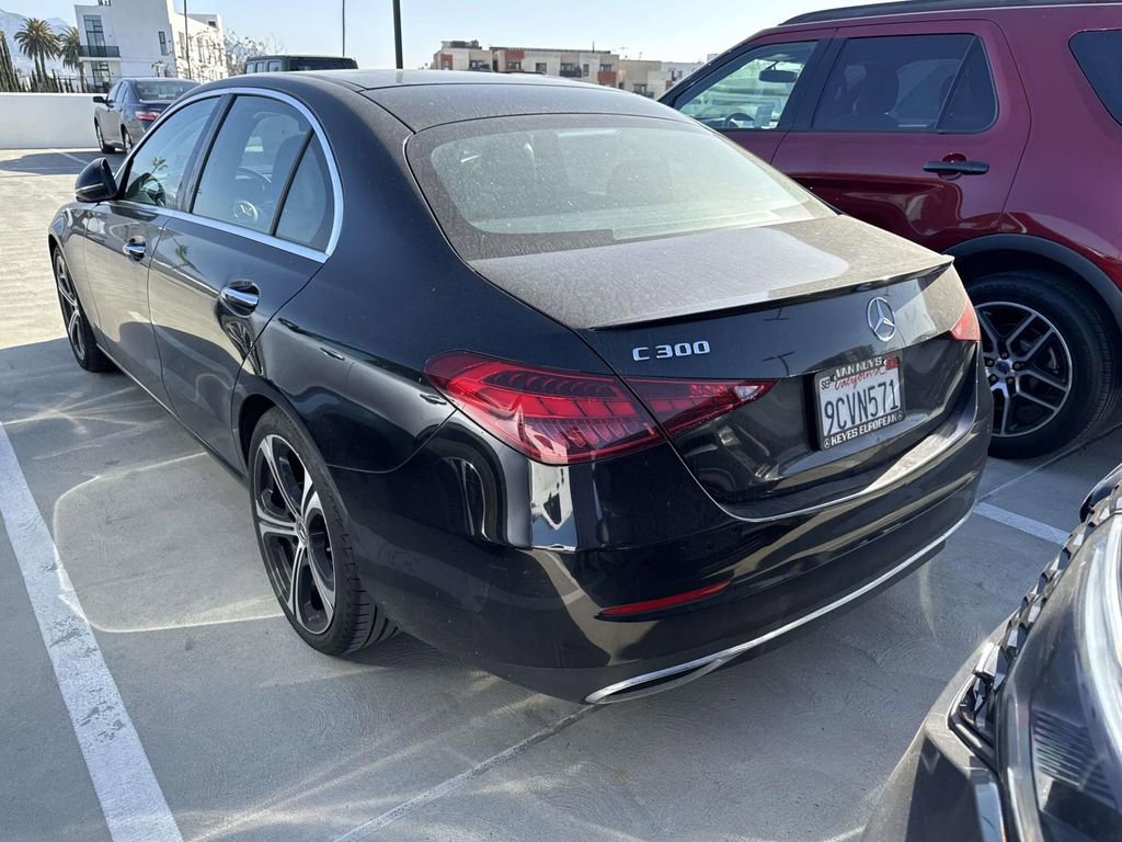 Used 2022 Mercedes-Benz C 300 Sedan image 11