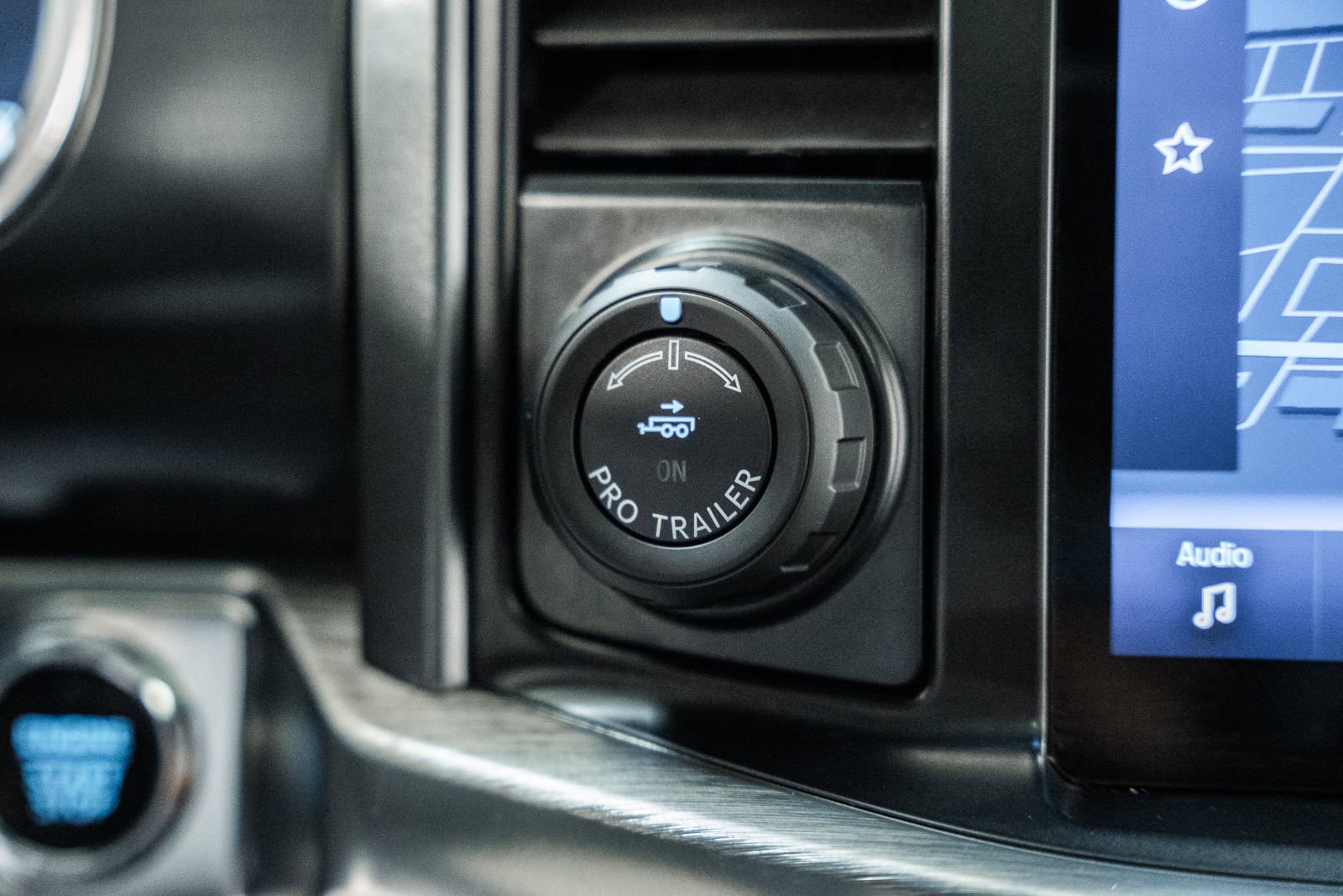 Certified 2023 Ford F150 Lariat w/ Equipment Group 502A High image 34