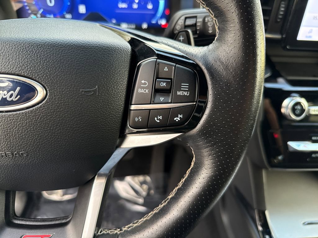 Certified 2022 Ford Explorer ST w/ ST Street Pack image 16