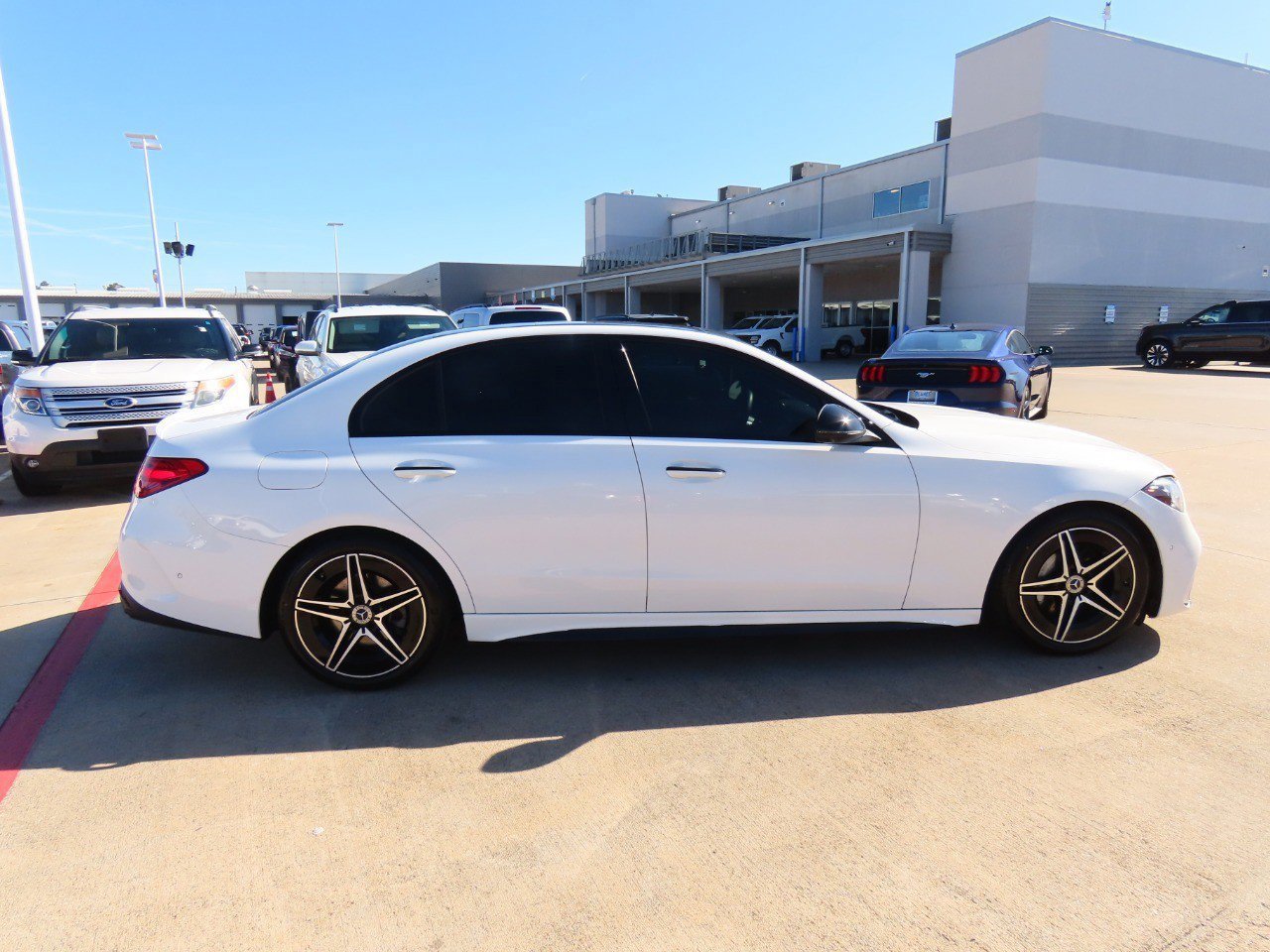 Used 2022 Mercedes-Benz C 300 4MATIC Sedan image 6
