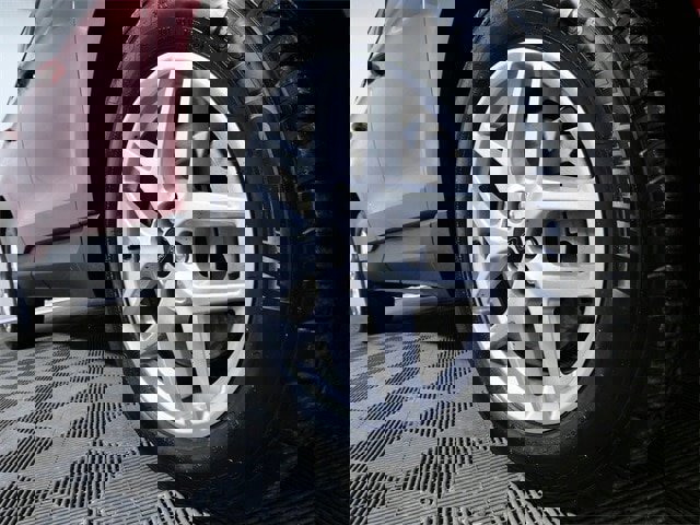 Certified 2024 Ford Edge SEL w/ Convenience Package image 7