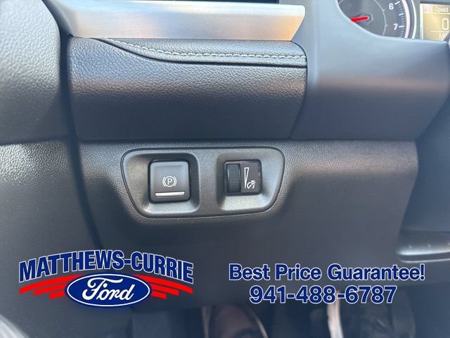 Used 2019 GMC Acadia SLT w/ LPO, Floor Liner Package FWD image 28