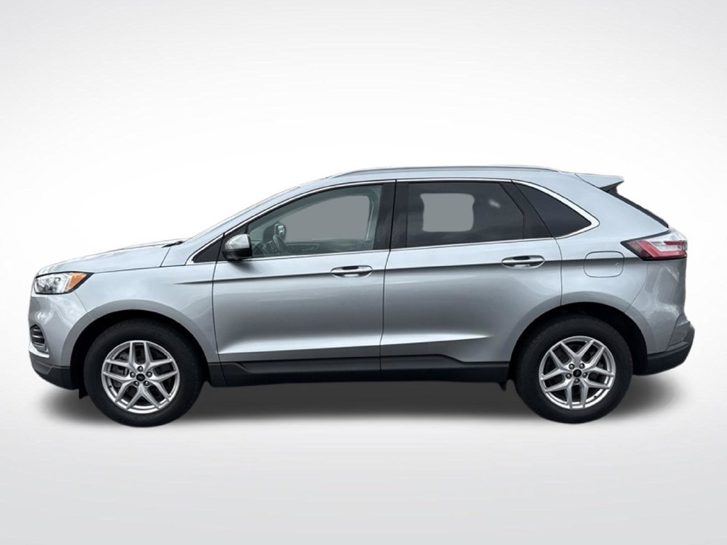 Certified 2023 Ford Edge SEL w/ Convenience Package AWD/4WD image 3