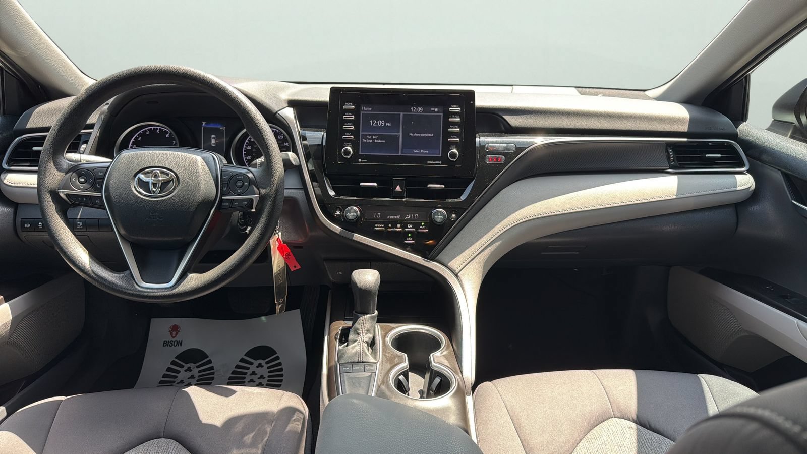 Used 2023 Toyota Camry LE FWD image 16