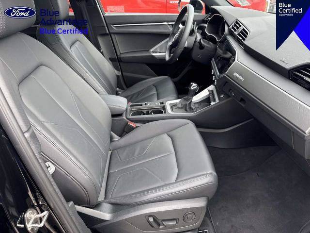 Used 2025 Audi Q3 2.0T Premium w/ Convenience Package AWD/4WD image 17