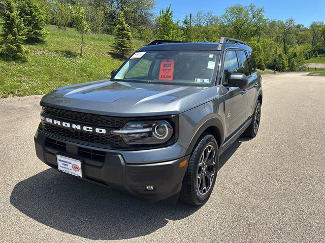 Certified 2025 Ford Bronco Sport Outer Banks w/ Outer Banks Tech Package+ AWD/4WD image 8