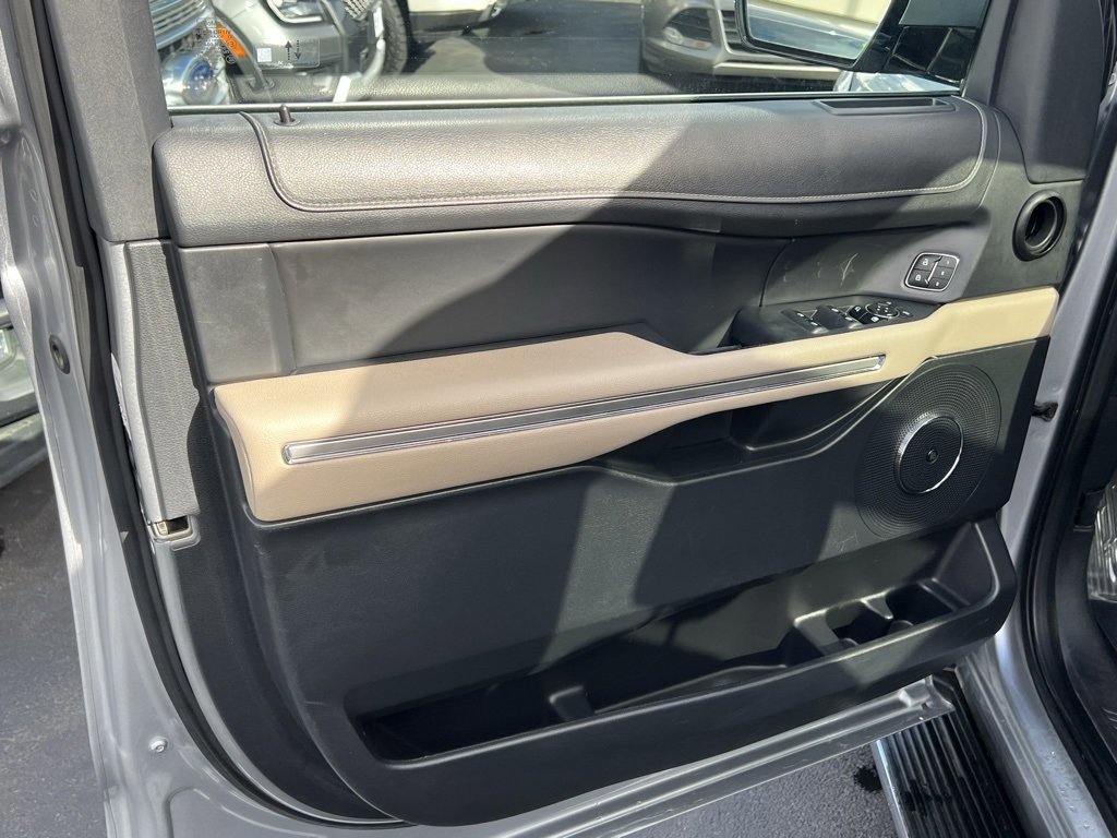 Certified 2023 Ford Expedition Max Limited image 10